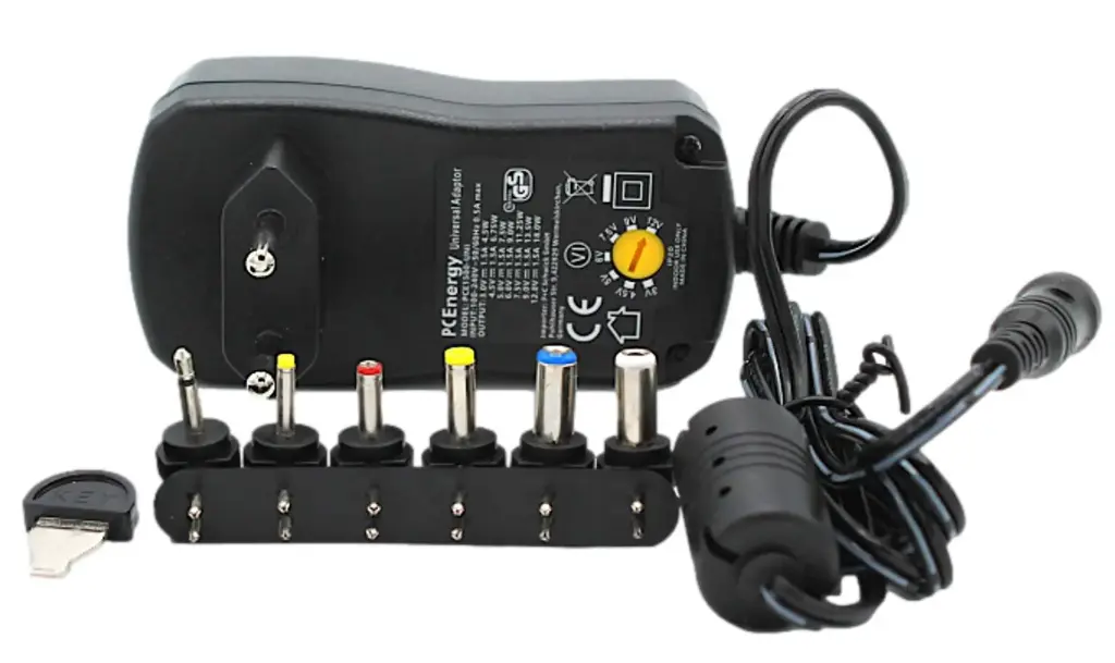 Alimentador Regulable Manual 3V-12Vdc 7,2W 600mAh con 6 conectores PCE600-UNI